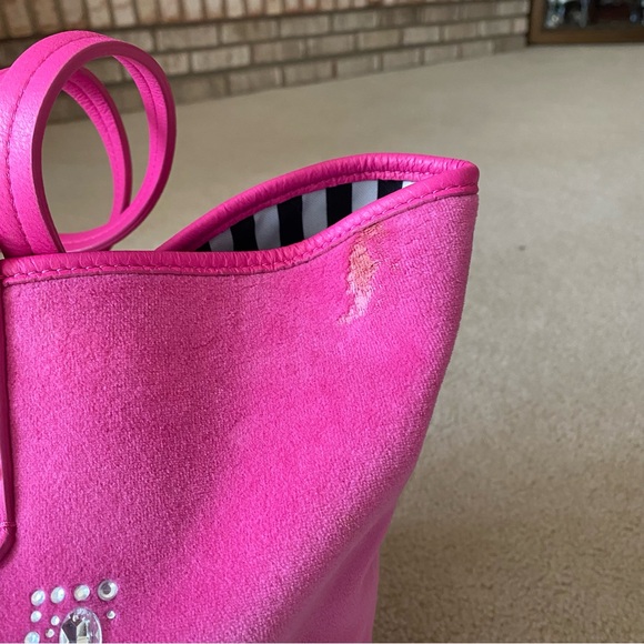Juicy Couture Hot Pink Velour Tote - Picture 3 of 16